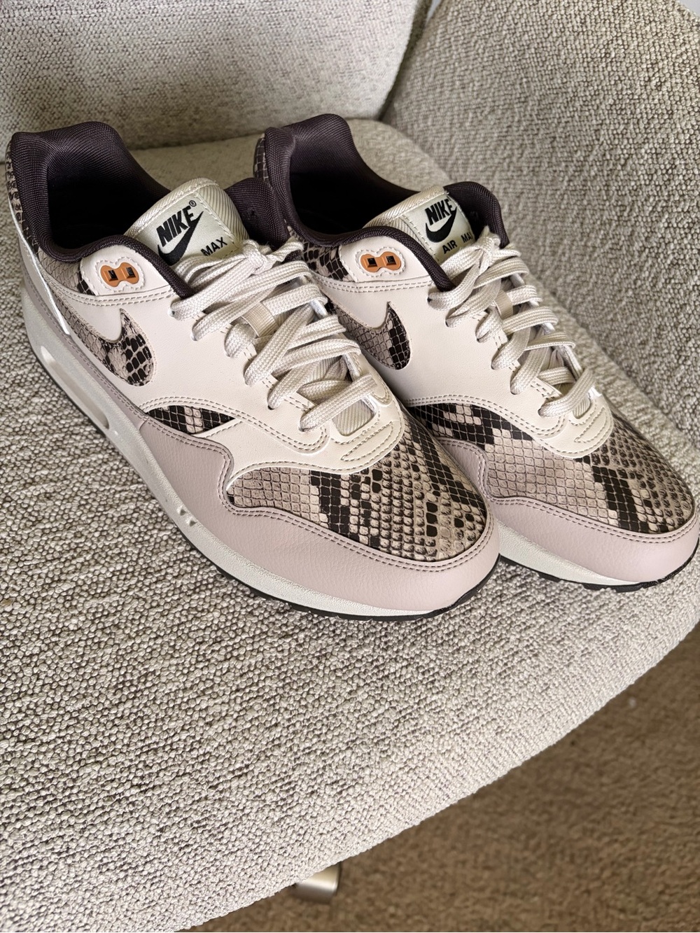 Nike Air Max 1 ‘87 Women's Snakeskin Sneakers Size 11